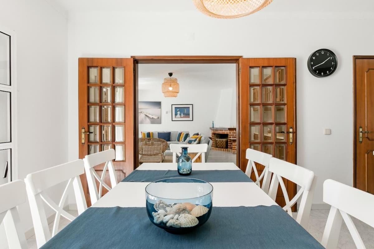 Beachfront Villa With Private Pool In Manta Rota Vila Nova de Cacela Kültér fotó