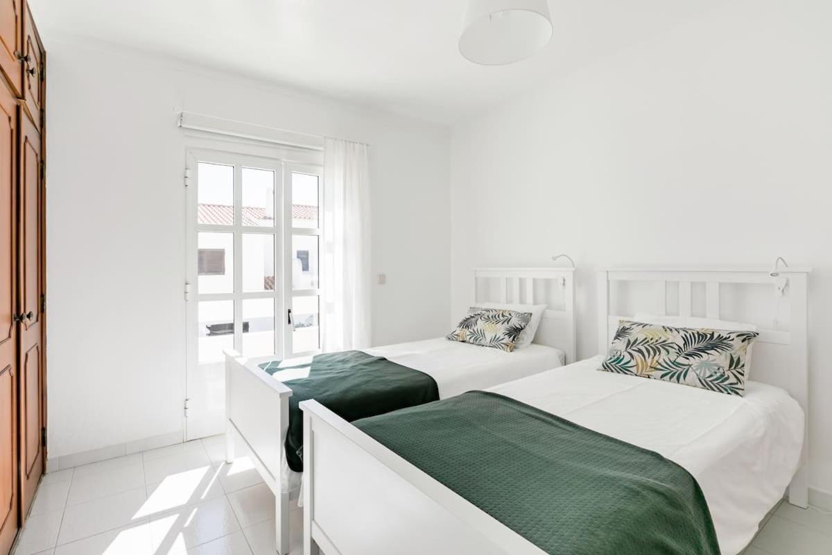 Beachfront Villa With Private Pool In Manta Rota Vila Nova de Cacela Kültér fotó